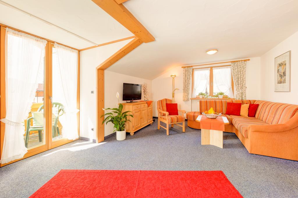 "Ferienwohnung Anna" - Annehmlichkeiten Von 4-Sterne Familien-Und Wellnesshotel Viktoria Koennen Mitgenutzt Werden Oberstdorf Eksteriør bilde