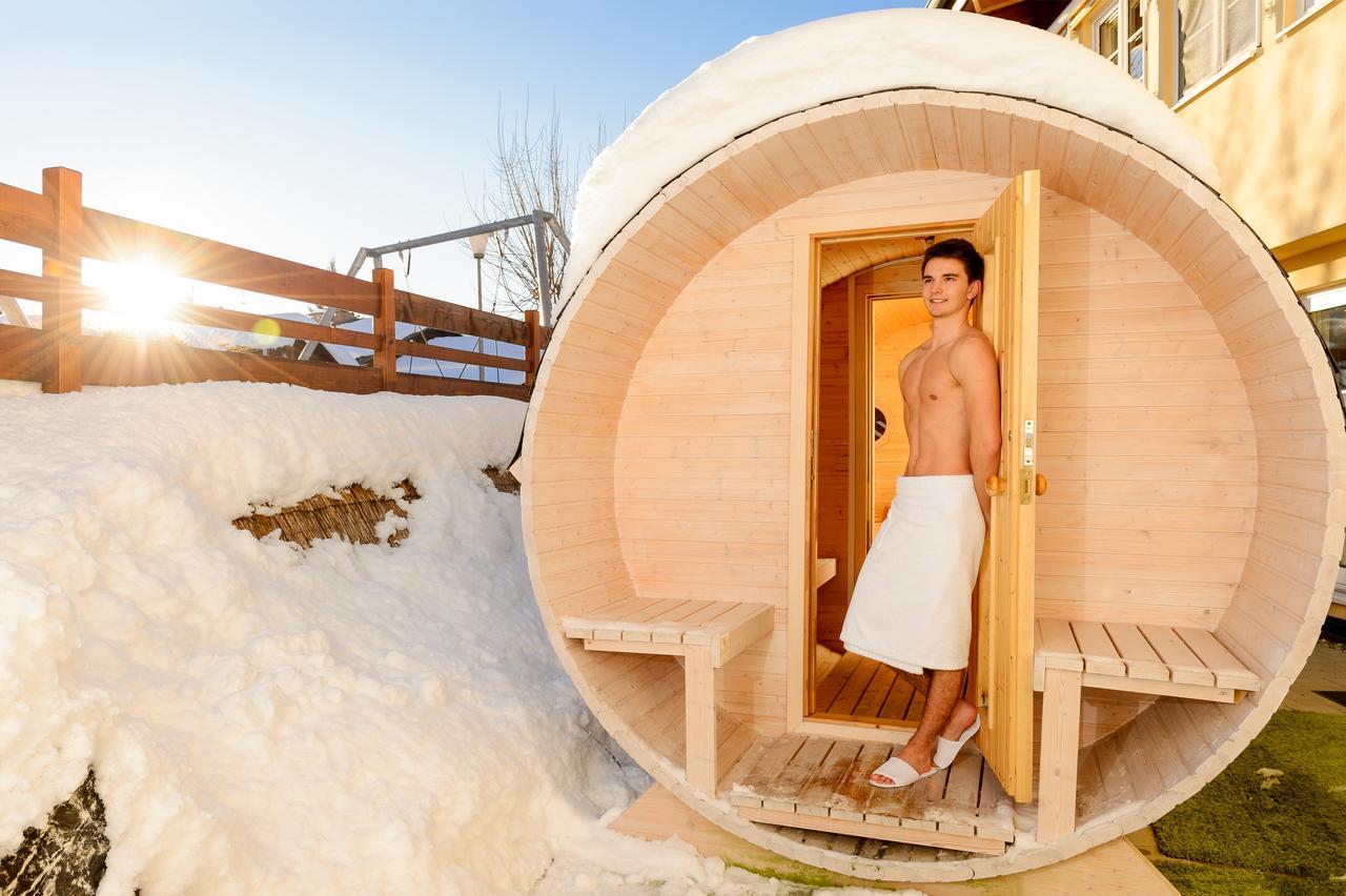 "Ferienwohnung Anna" - Annehmlichkeiten Von 4-Sterne Familien-Und Wellnesshotel Viktoria Koennen Mitgenutzt Werden Oberstdorf Eksteriør bilde